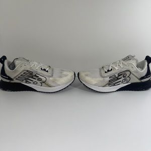 New Balance FuelCell Echolucent